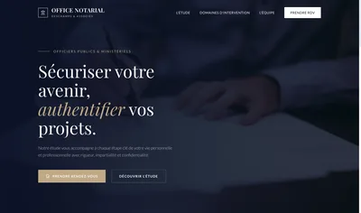 Maquette de site internet sobre pour notaire.